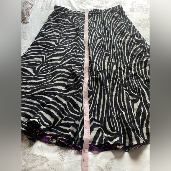 NWT Coldwater Creek Reversible Midi Skirt XL Dark Floral Animal Print Feminine - Picture 6 of 6